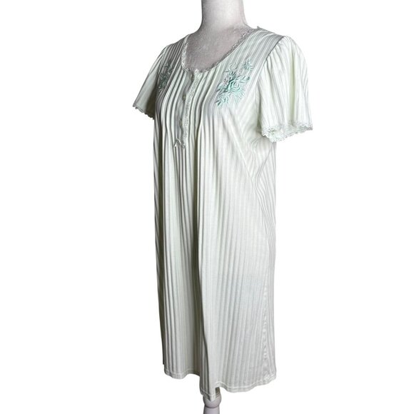 Miss Elaine Mint Green Short Sleeve Embroidered Nightgown Small Cotton Blend - Picture 4 of 7
